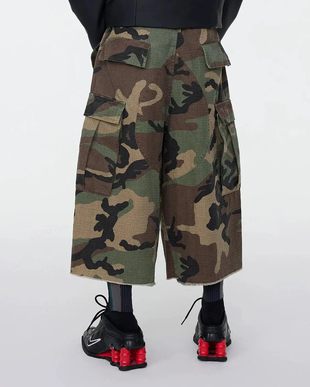 Bermuda cargo long camouflage en coton — vue complémentaire 8