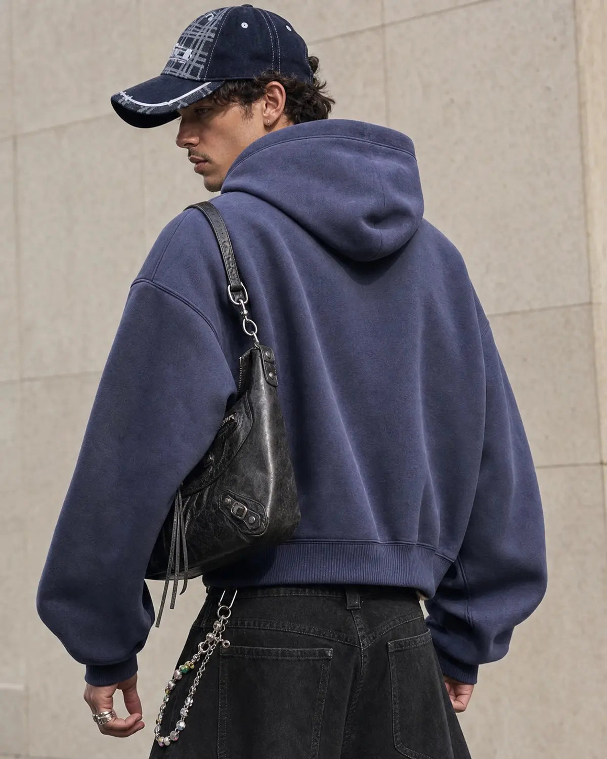 Hoodie boxy uni bleu à manches courbes — vue complémentaire 4