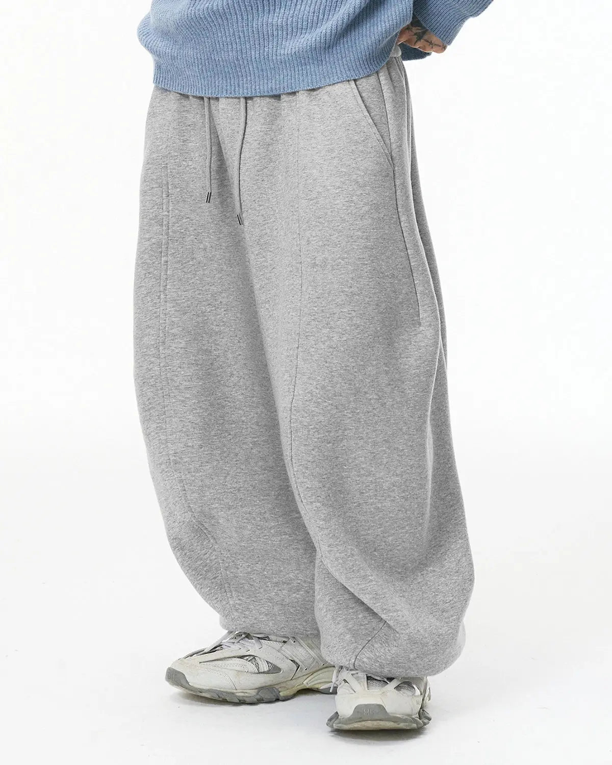 Pantalon jogging baggy gris à bas resserrés — vue complémentaire