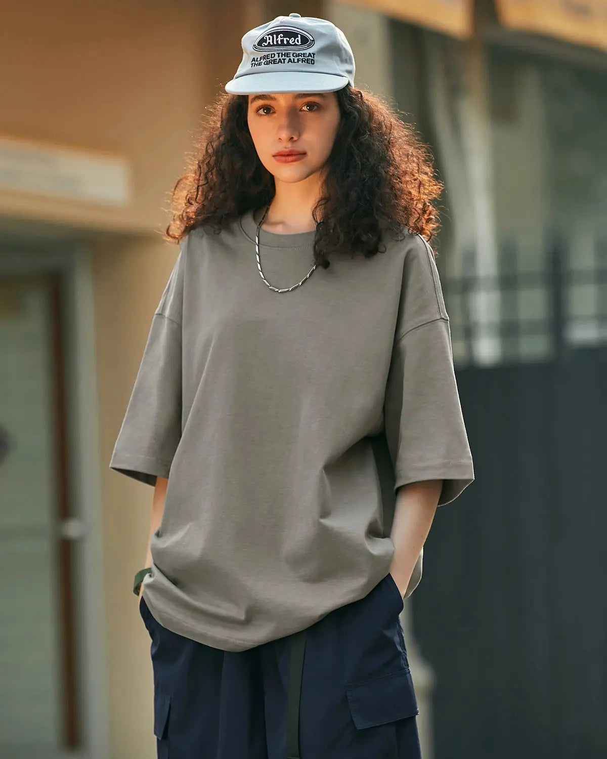 T-shirt oversize uni gris en coton épais — vue complémentaire 5